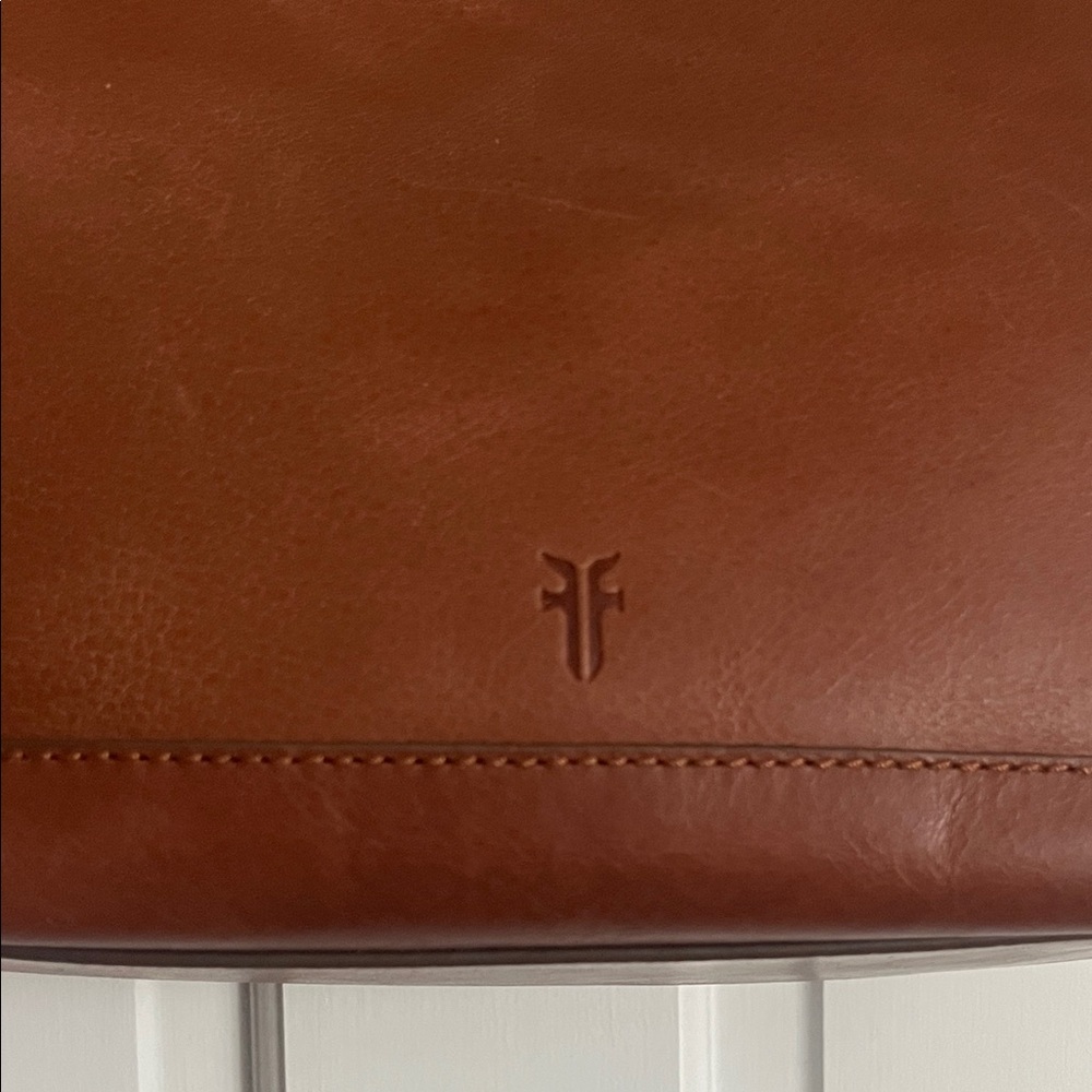Frye Kenzie Brown Cognac Leather Tote Bag - Picture 2 of 8